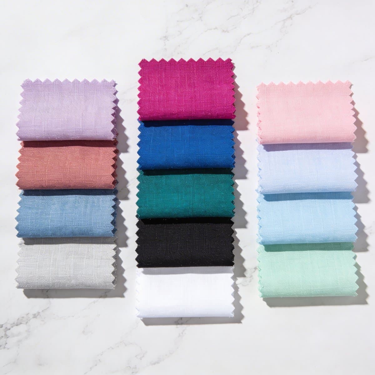 Farbanalyse kalter Unterton: kühle Typen