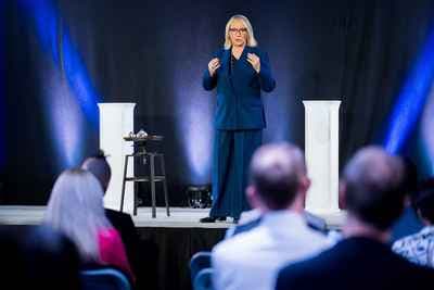 Nicola Schmidt Image-Expertin & Wirkungsverstärkerin - Business-Akademie